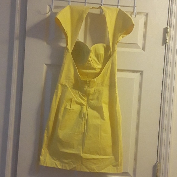 Dress - Picture 4 of 4